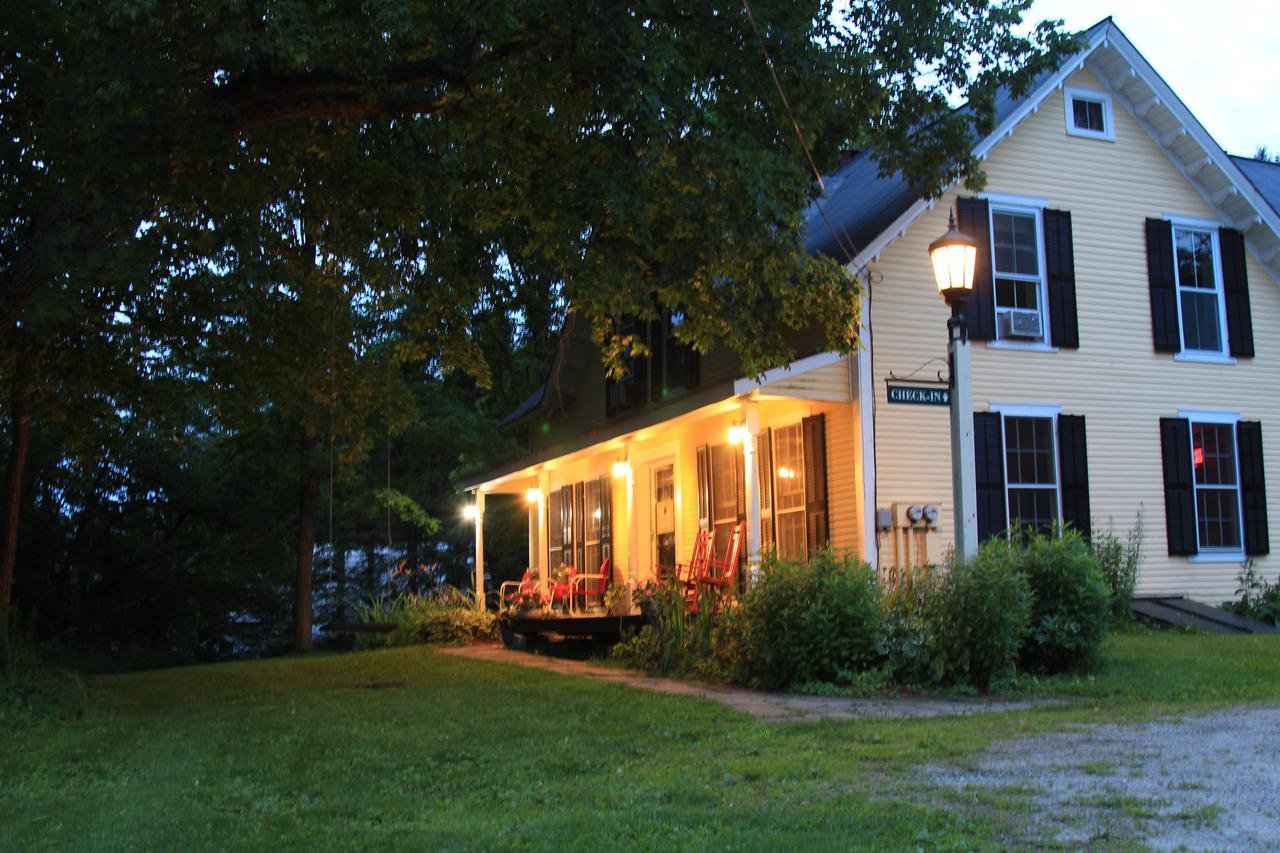 Wilder Farm Inn Barre Exterior photo